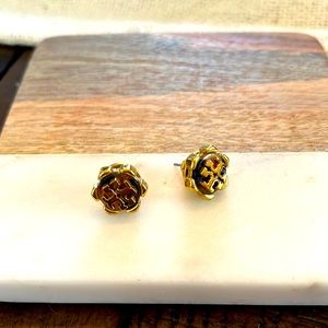 Tory Burch style tortoise studs